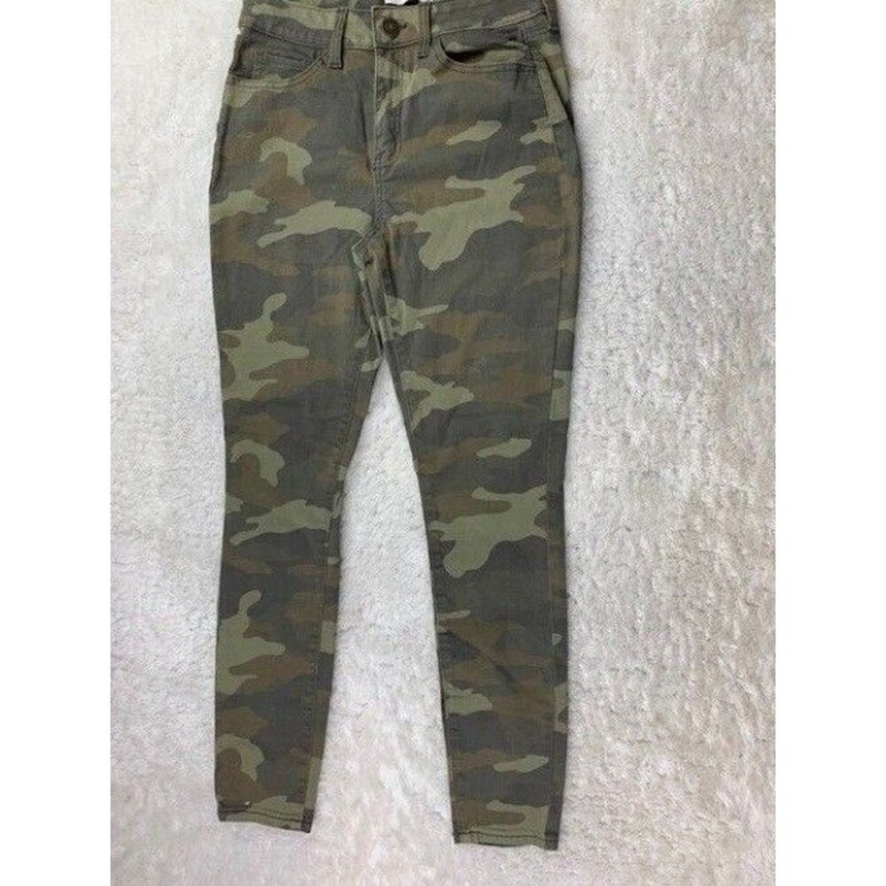 SO Size 9 Womens High Rise Jegging Stretch Camo Skinny